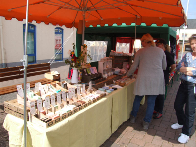 Frühlingszauber auf dem Dehrner Dorfplatz